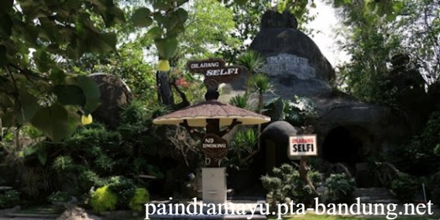 Masjid Batu Taman Hati, Destinasi Wisata Religi Unik di Cilacap